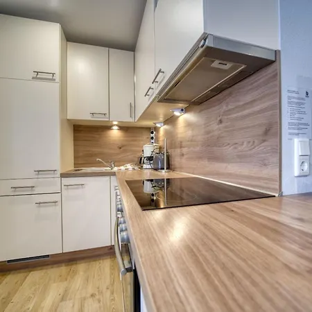 - Haus H, App 0h0404