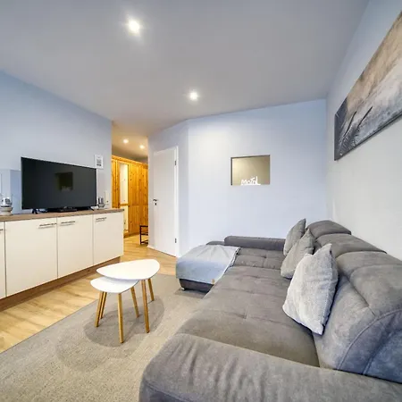 - Haus H, App 0h0404 Apartment *